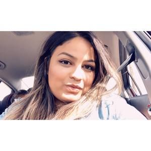 Meet your Posher, Dariela